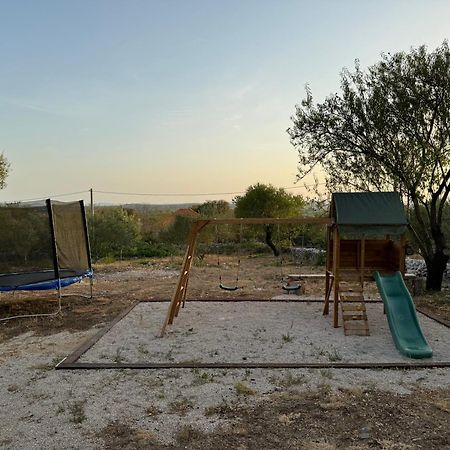 Relax And Unwind: Family-Friendly House Near Zadar In Zagrad 빌라 외부 사진